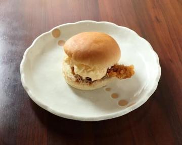 鳥かつバーガー