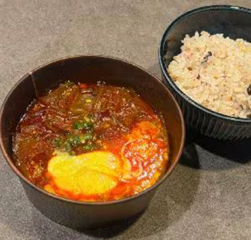 チーズ入り極太春雨麻辣湯とご飯セット