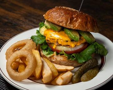 〔人気No.3〕WAGER AVOCADO BURGER ウェイジャーアボカドバーガー