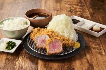 ロースかつと上ヒレかつ弁当B