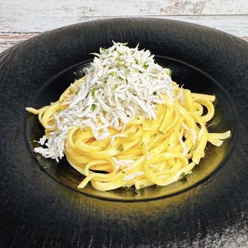 しらすたっぷりペペロンチーノ