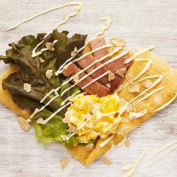ポークたまごのOKINAWA風クレープ