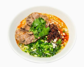 麻辣牛すねラーメン