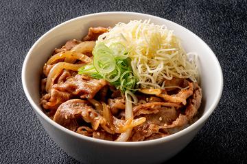 チーズ牛カルビ丼(味噌だれ)