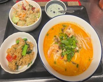 トムヤムクンラーメンセット Tom Yum Kung Ramen Set