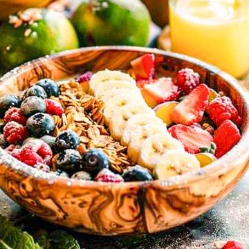 イチゴレギュラーボウル  strawberry acai bowl regular size