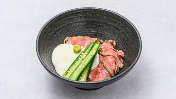 牛わさオクラとろろ 冷しぶっかけ蕎麦