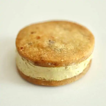 米粉バターサンド|ピスタチオ