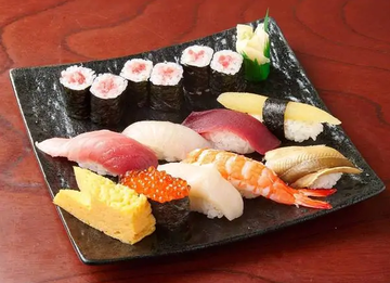 花にぎり 8貫、切玉子、巻物1本(内容リニューアル)
