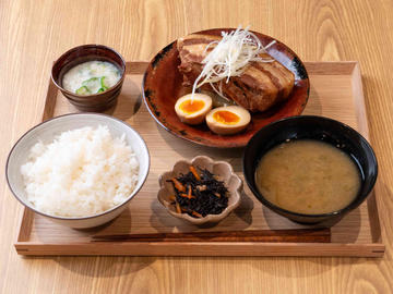 豚の角煮定食