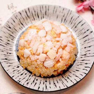 海鮮レタスチャーハン