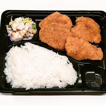 発芽玄米フレークのチキンカツ定食(4個)