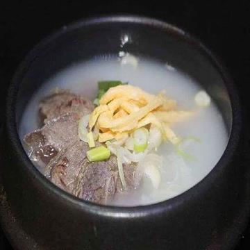 ソルロンタン【疲労回復には、韓国ではソルロンタンをママが作ります】