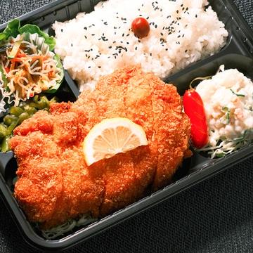 厚切りロースカツ弁当(みそ汁付)【国産ロースカツ使用】