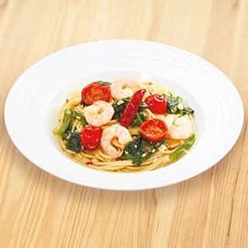 えびとほうれん草のトマトペペロンチーノ