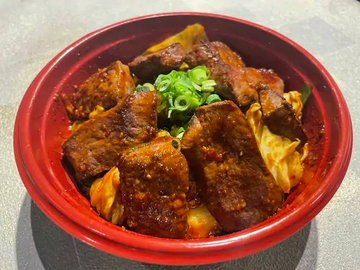 【大人気♪】ホルモン焼肉2色丼(牛レバー＆牛ハツ)