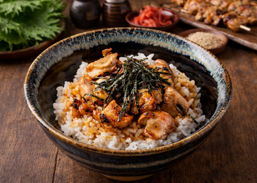 炭火焼き鳥丼 / Charcoal-Grilled Chicken Rice Bowl