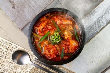 豚キムチユッケジャンラーメン|ピリ辛×旨辛スープ