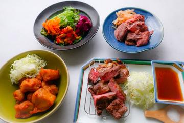 【Bセット】①ビフテキ ②ローストビーフ ③鶏のからあげ(サラダ付)※ご飯はついてません。