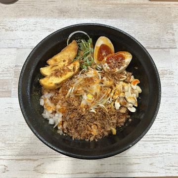 カレーまぜそば