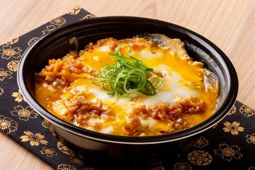華美鶏のそぼろとじ丼