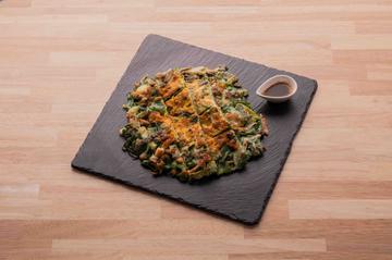 海鮮チヂミ Seafood Korean Pancake