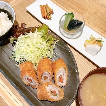 豚梅しそ巻きフライ定食
