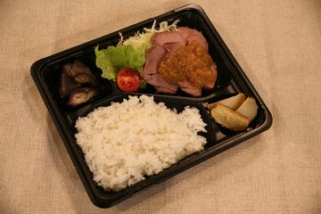 ローストビーフ弁当