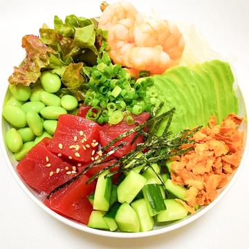ポキサラダ(マグロ・ボイルエビ) Poke salad (tuna, shrimp)