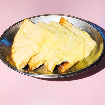 チーズナン Cheese Nan