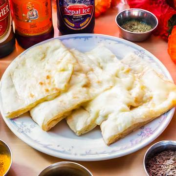 チーズナン Cheese Naan