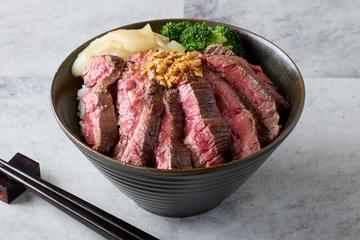 【お手軽サイズ】にんにく醤油の牛ハラミ丼(100g) Garlic Soy Sauce Harami Steak Bowl