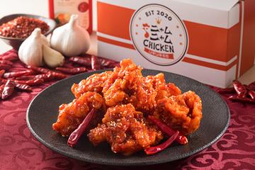 【真紅の柔らかなモモ】韓国定番！甘辛コクうまっヤンニョムチキン