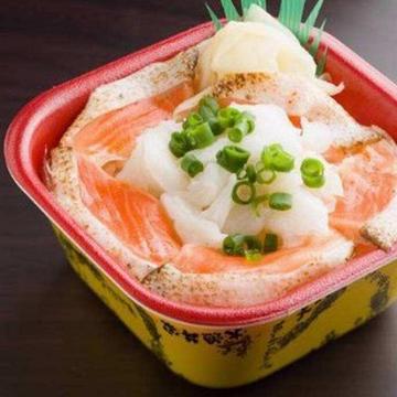 3 焼きサーモンえんがわ丼 Grilled Salmon And Engawa Rice Bowl