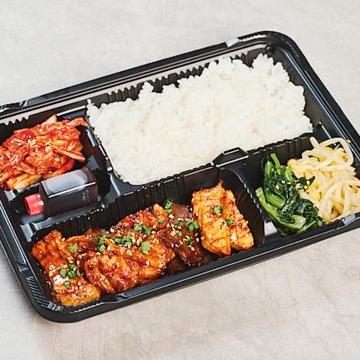 ホルモンミックス弁当