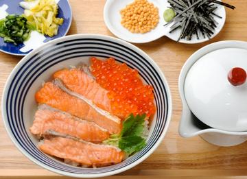 鮭&いくらなだし茶漬け(京漬物付き)