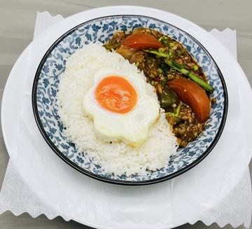 ガパオライス Rice with gapao
