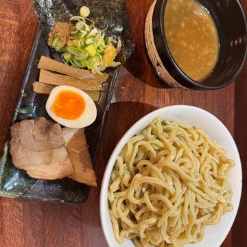 濃厚豚骨魚介つけ麺