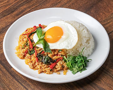 バジル香る至高のガパオライス  並盛(ライス250g)