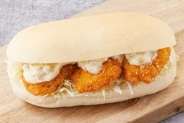 たっぷりタルタルフィッシュフライ Plenty of fried tartar fish