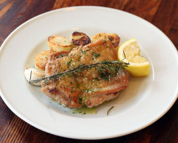 大山鶏モモ肉とジャガイモのロースト Roasted Chicken