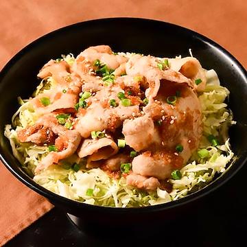 秋田桃豚の生姜焼き丼 Akita Momo Pork Ginger Rice Bowl