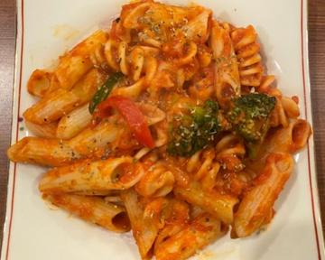 アラビアータチキンパスタ PASTA ARRABBITA SAUCES WITH CHICKEN