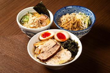 特製つけめん(四種チャーシュー入り)とパスタ和え麺セット