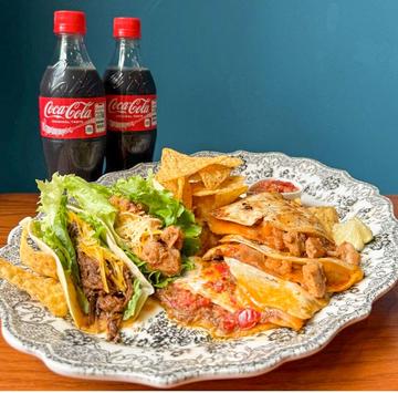 【2人用】選べるタコス＆ケサディーヤ＆チップス＆ドリンクセット|2Person Tacos, Quesadilla, Chips ＆ Drinks Set
