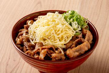 チーズ牛カルビ丼