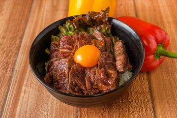 TVに取り上げられた！【たまご付き】やわらか牛ハラミ丼(並 牛ハラミ約100g、)