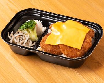 新潟チーズタレカツ丼 4枚