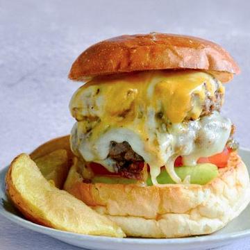 ダブルチーズバーガー＆フライドポテト