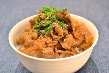 炭火炙り牛カルビ丼